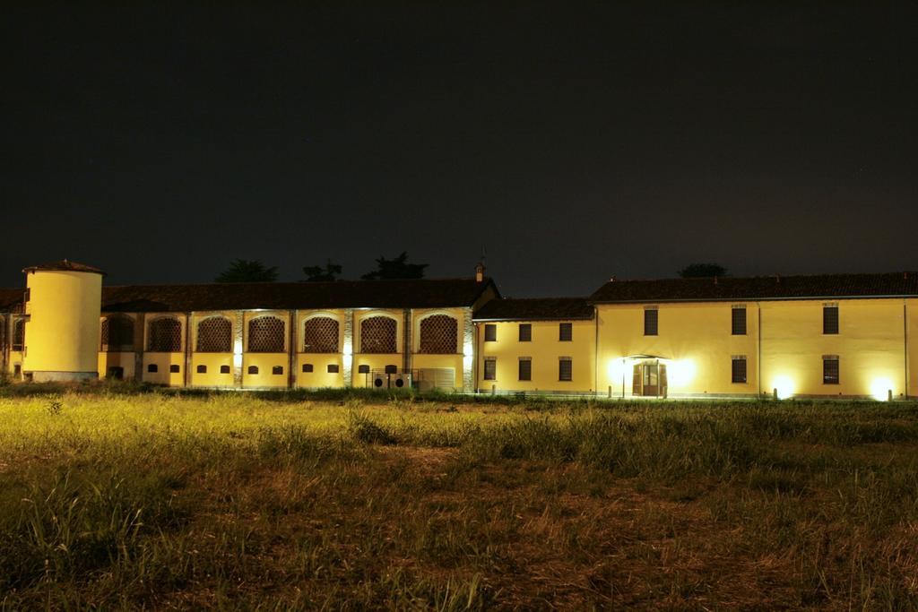 Gasthaus Agriturismo Cavrigo Lodi Exterior foto